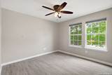 21810 Goldcrest - Photo 33