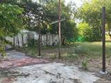 809 Leal - Photo 5