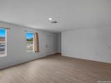 1123 Janzen - Photo 3