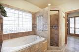 309 Lost Oaks Dr - Photo 33