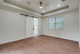 930 Pine St - Photo 13