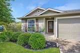 2240 Stoneleigh - Photo 2