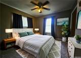 1648 Eastwood Dr - Photo 4