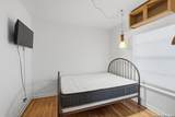 126 Chesswood - Photo 12