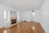 126 Chesswood - Photo 17