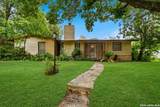 126 Chesswood - Photo 2