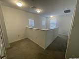 418 Lockhart - Photo 6