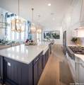 210 Navarro - Photo 10