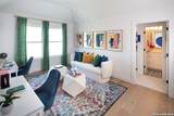 210 Navarro - Photo 36