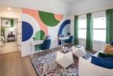 210 Navarro - Photo 37