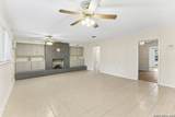 342 Maplewood Ln - Photo 4