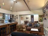 630 Guenther St - Photo 4