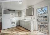 2506 Mulberry - Photo 4
