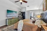 14215 Silverhollow - Photo 45