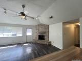 6530 Forest Vlg - Photo 8