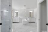 2934 Scattered Oaks St - Photo 32