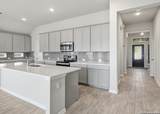 253 Holland Park - Photo 11