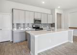 253 Holland Park - Photo 13