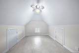 309 Valiant Valley - Photo 34