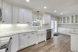 921 Maple - Photo 7