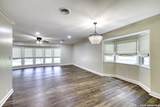 921 Maple - Photo 9