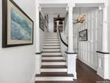 321 Dewey Place - Photo 20