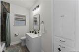 1722 Mistletoe - Photo 18