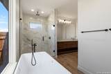 1426 Jocelyn Cir - Photo 16