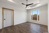 1426 Jocelyn Cir - Photo 25