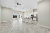1153 Norfolk Ln - Photo 4