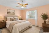 3130 Stoney Grv - Photo 17