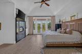 220 Southriver - Photo 16