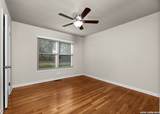 818 Mary Blvd - Photo 15