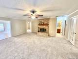 4000 Cypress - Photo 10