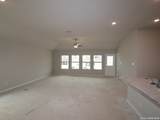 1033 Eagle Crossing - Photo 22