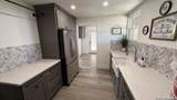 28 Byron - Photo 43