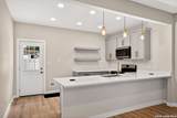 631 Mistletoe - Photo 4