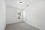 20675 Huebner Rd - Photo 36