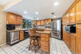 8017 Kenilworth - Photo 10