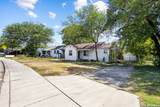450 Overhill Dr - Photo 2