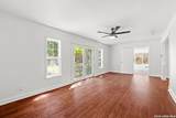 210 Fantasia St - Photo 13