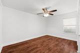 210 Fantasia St - Photo 18
