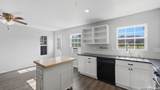 1116 Churchill - Photo 16