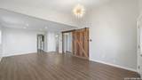 1116 Churchill - Photo 7