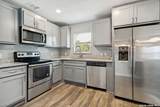 103 Wellesley - Photo 11