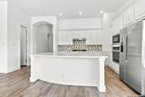 517 Huntwick Dr - Photo 18