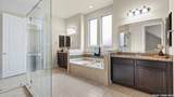 813 Sussex - Photo 19