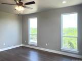 748 Riviera - Photo 11