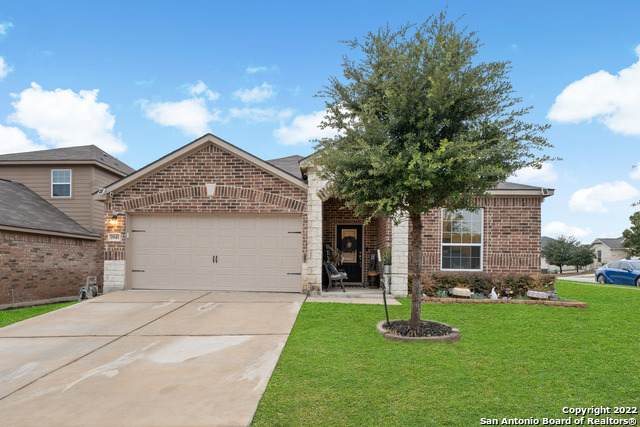 7847 Creekshore Cove - Photo 1