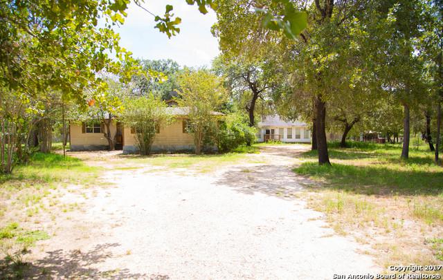 575 Camelot Ln - Photo 1